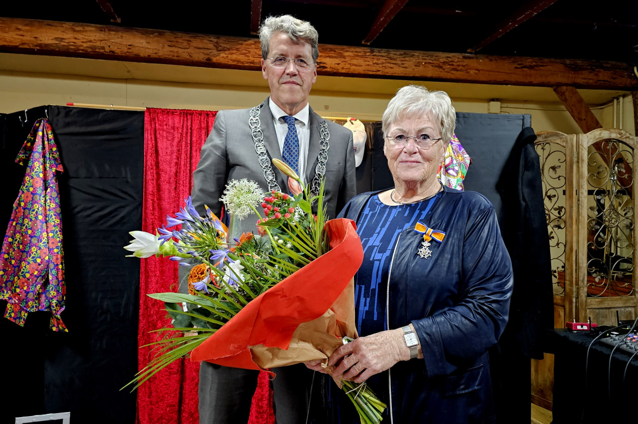 Koninklijke Onderscheiding voor Alie Huizing-Staal uit Emmen