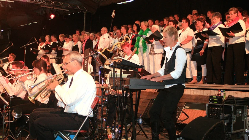 Crescendo Sleen viert 75-jarig bestaan met Classic Rock Night