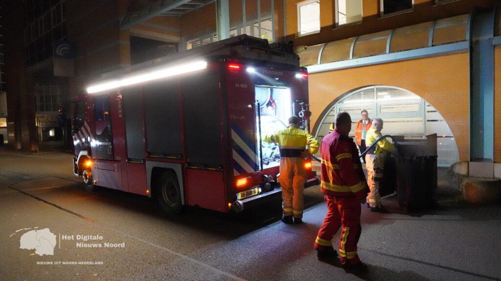 Afvalcontainer in brand bij busstation Groningen