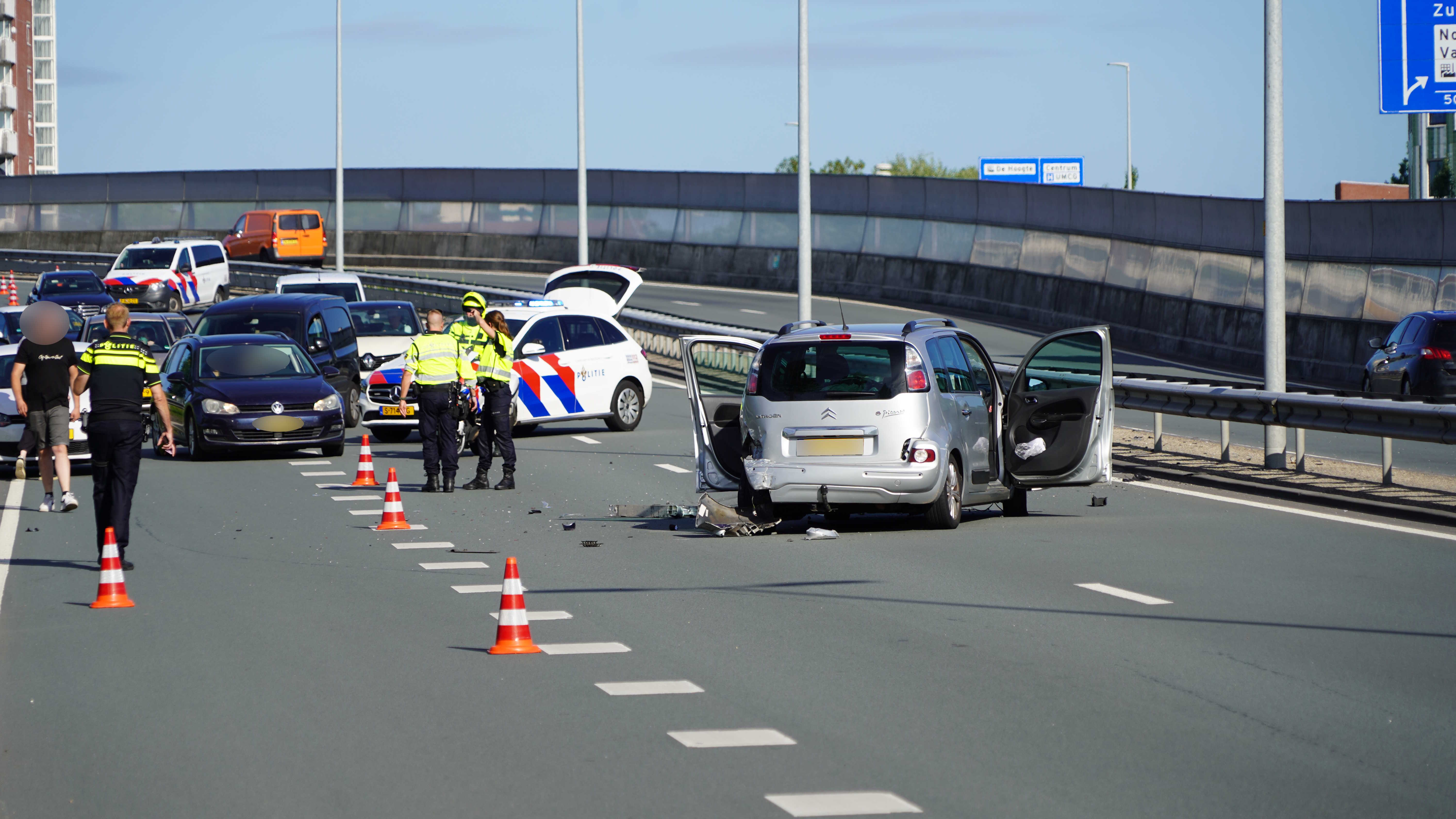 Forse aanrijding op N370 in Groningen