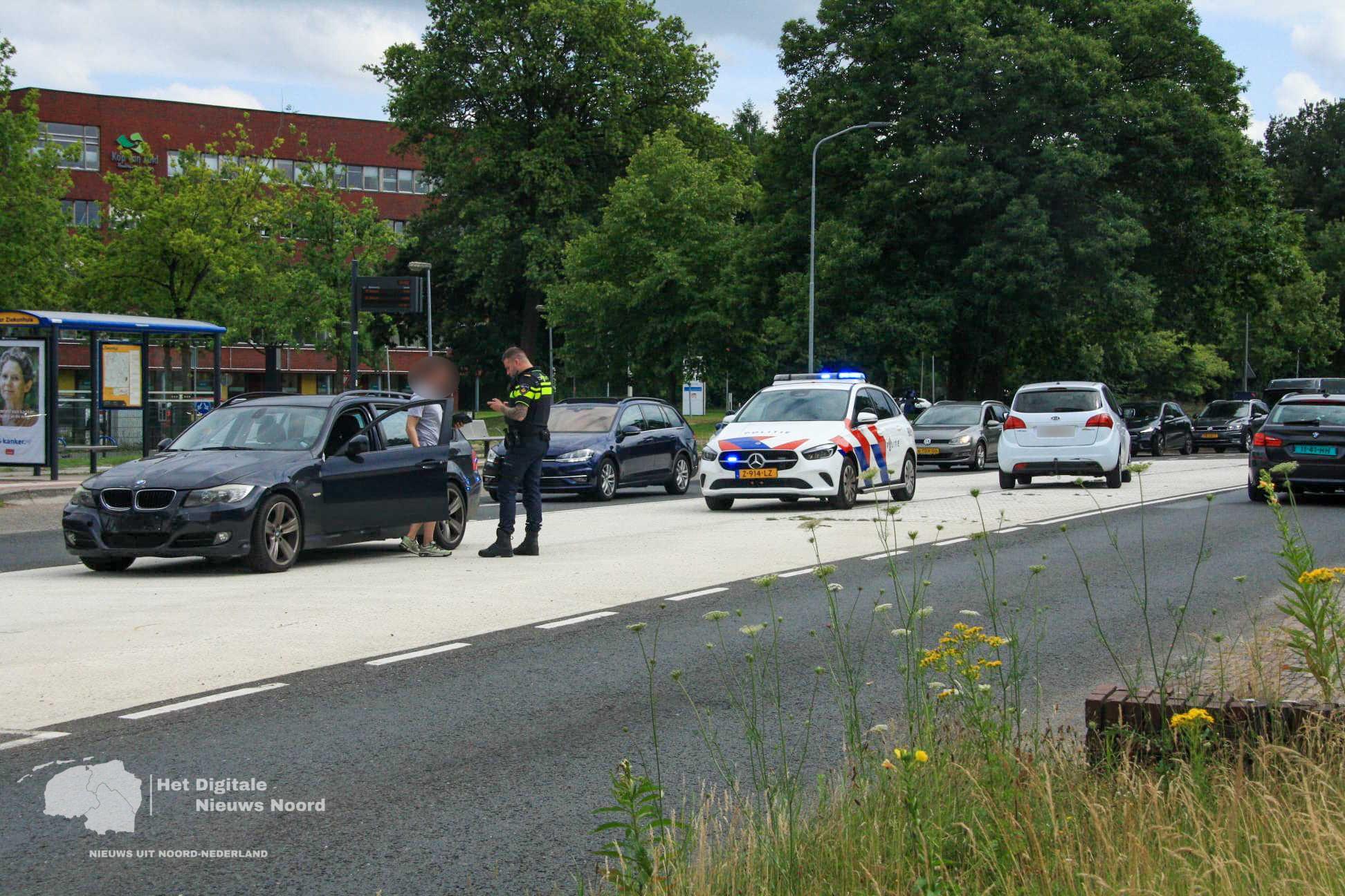 Twee auto’s botsen op Boermarkerweg in Emmen