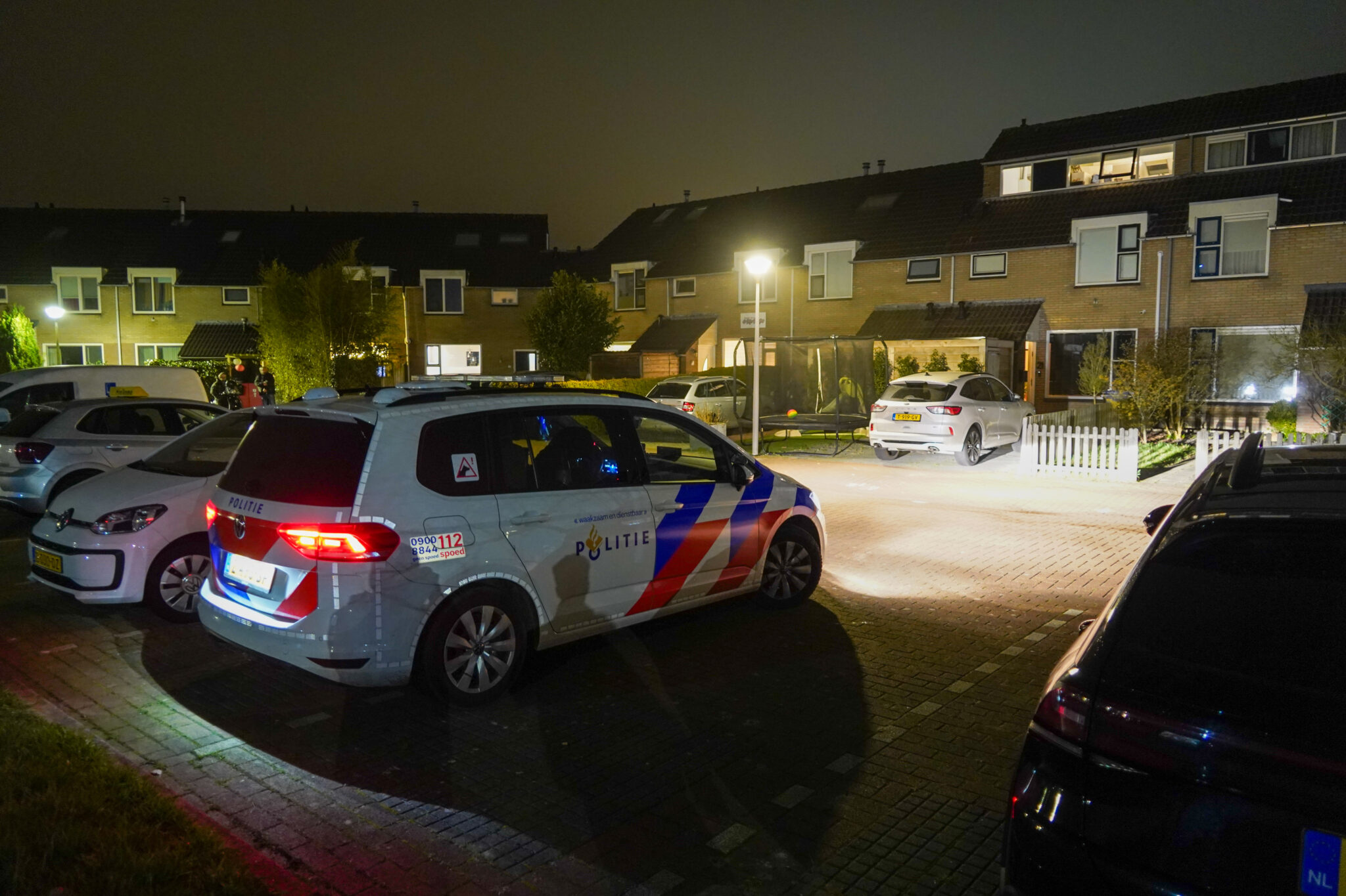 Persoon lichtgewond bij steekincident