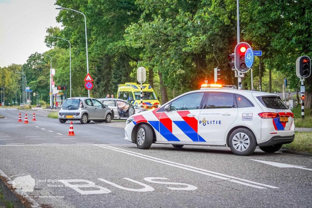 Botsing tussen twee auto’s op Boermarkeweg in Emmen