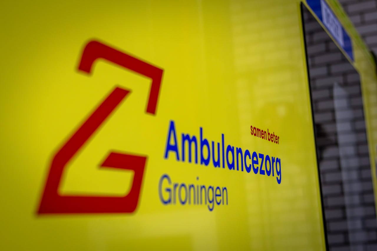 81-jarige man uit Eemsdelta overleden bij frontale botsing tussen auto en vrachtwagen op N362 bij Nieuwolda