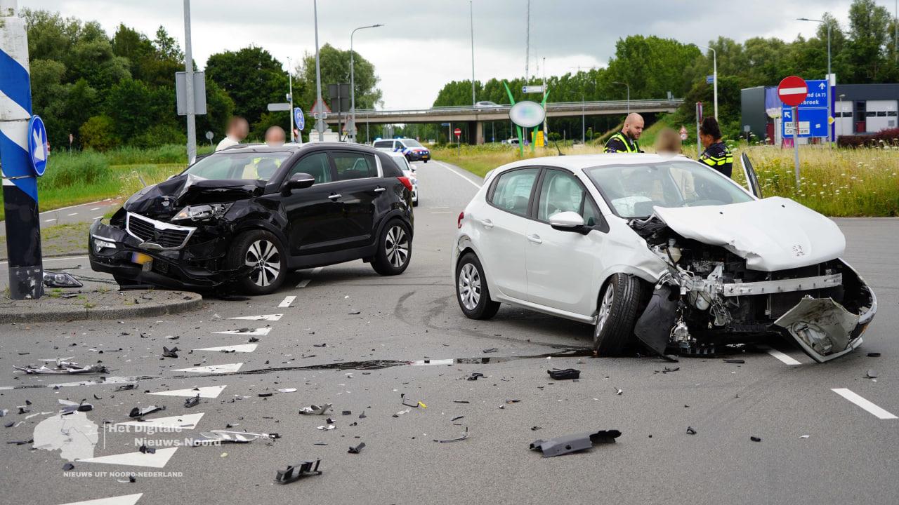 Forse aanrijding op kruising Rigaweg en Hooghoudtstraat in Groningen