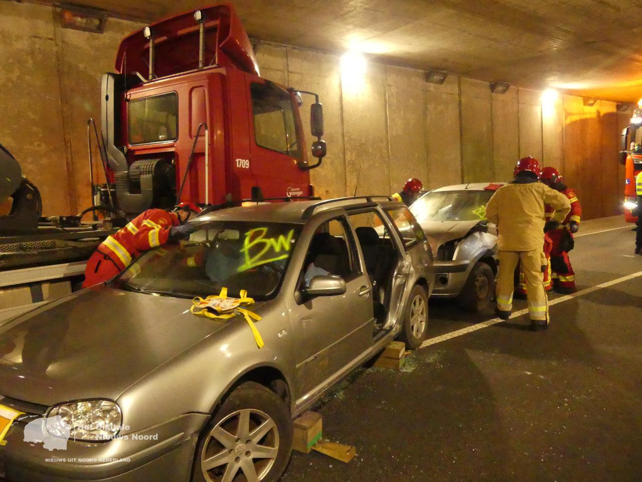 Grote verkeersrampoefening in tunnel bij Haren