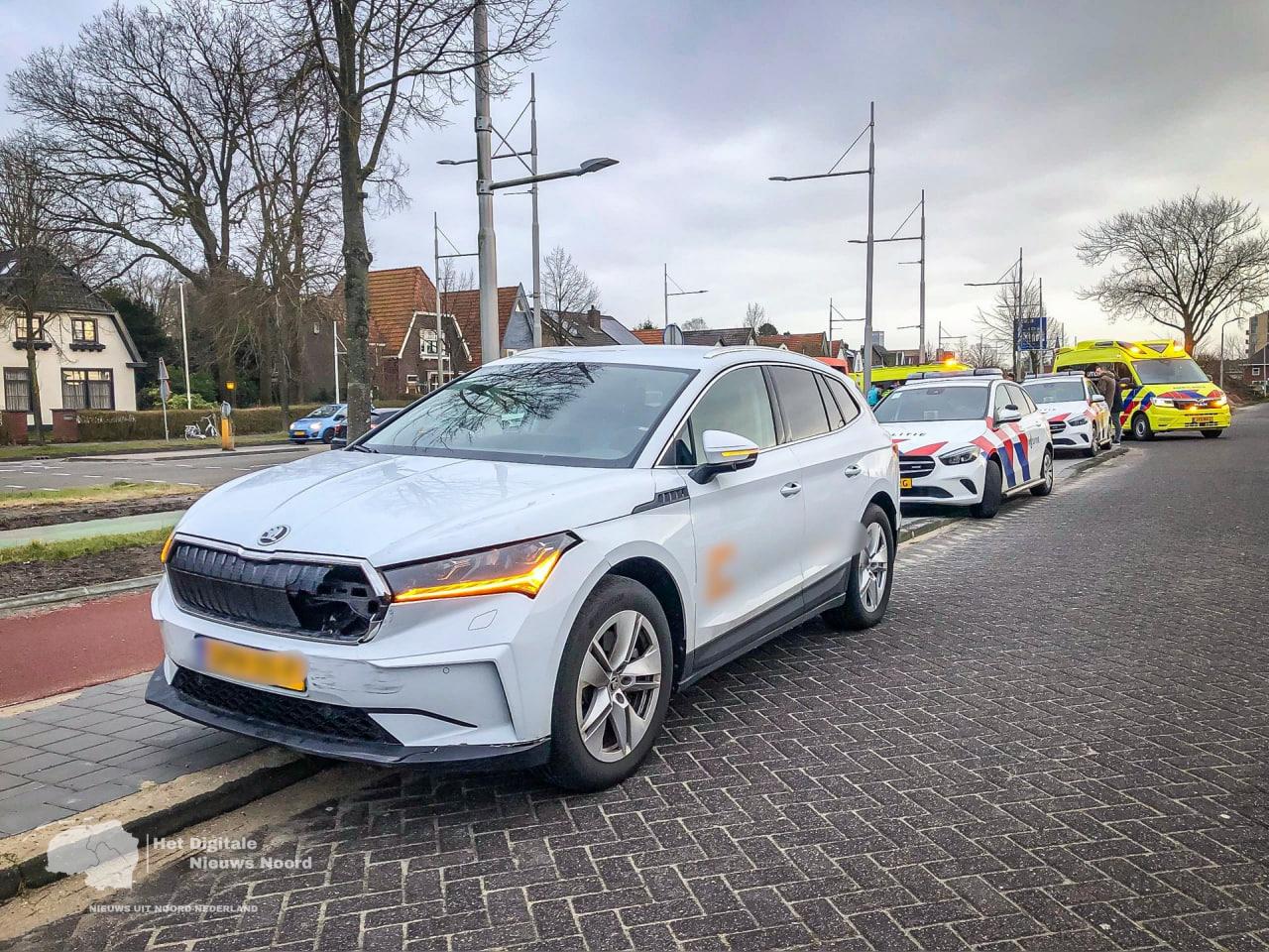 Twee gewonden bij botsing tussen auto en scooter in Leeuwarden
